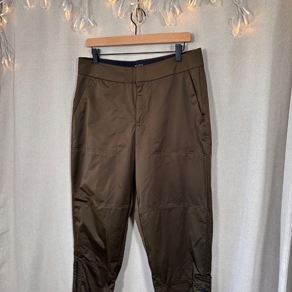 ATHLETA Radiant Jogger‎ | Size 10 - Picture 6 of 13